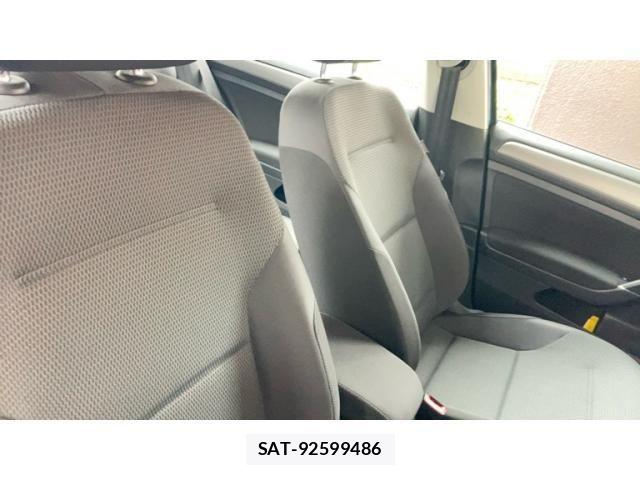 VolksWagen GOLF 2015-03 8102697-16