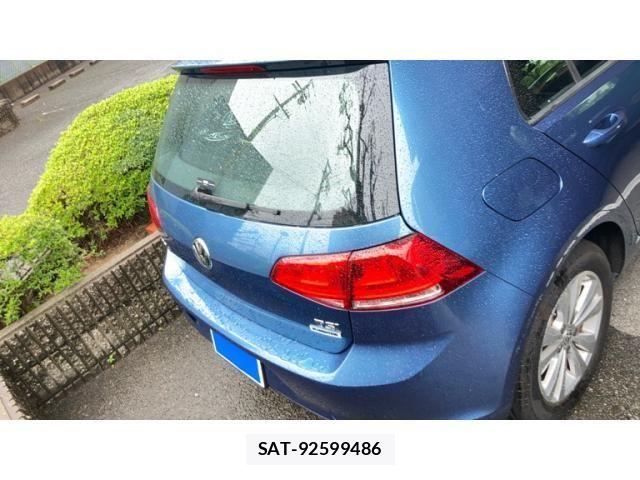 VolksWagen GOLF 2015-03 8102697-3