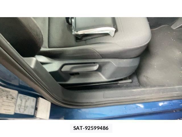 VolksWagen GOLF 2015-03 8102697-6