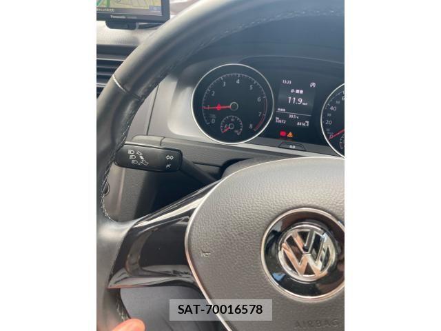 VolksWagen GOLF 2015-06 8132978-22
