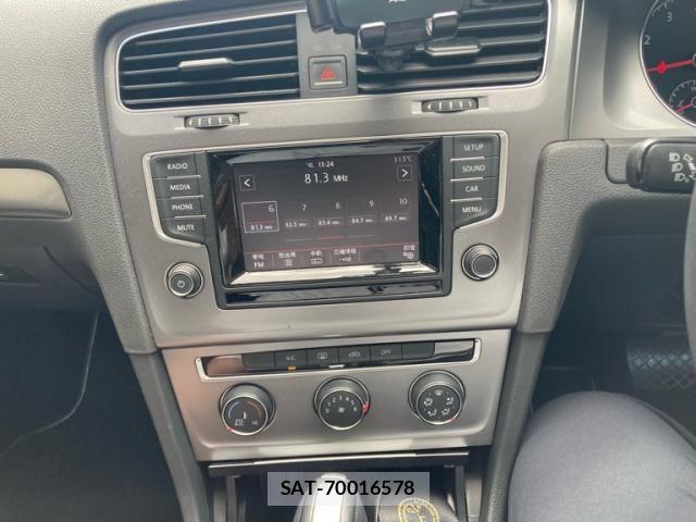 VolksWagen GOLF 2015-06 8132978-23