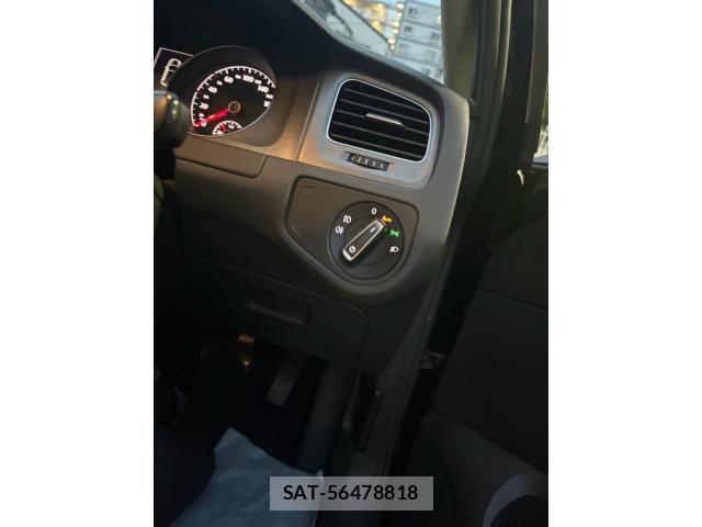 VolksWagen GOLF 2013-11 8132980-21