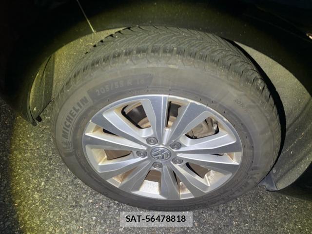 VolksWagen GOLF 2013-11 8132980-6