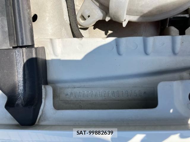 VolksWagen GOLF 2014-08 8132981-16