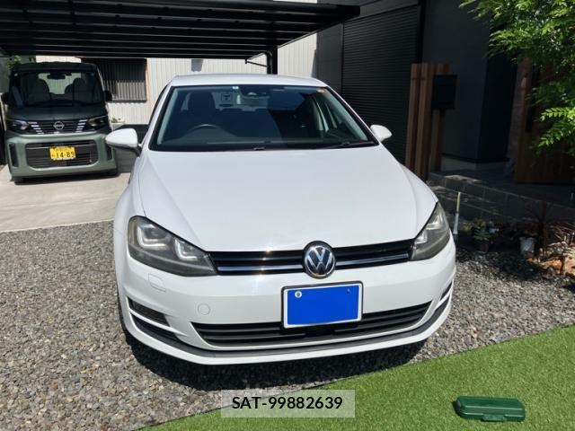 VolksWagen GOLF 2014-08 8132981-1