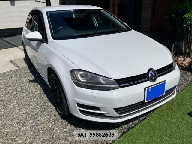 VolksWagen GOLF 2014-08 8132981-2