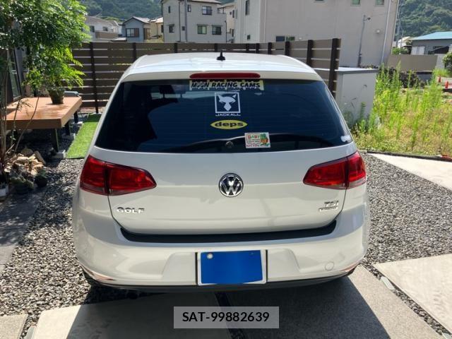 VolksWagen GOLF 2014-08 8132981-8