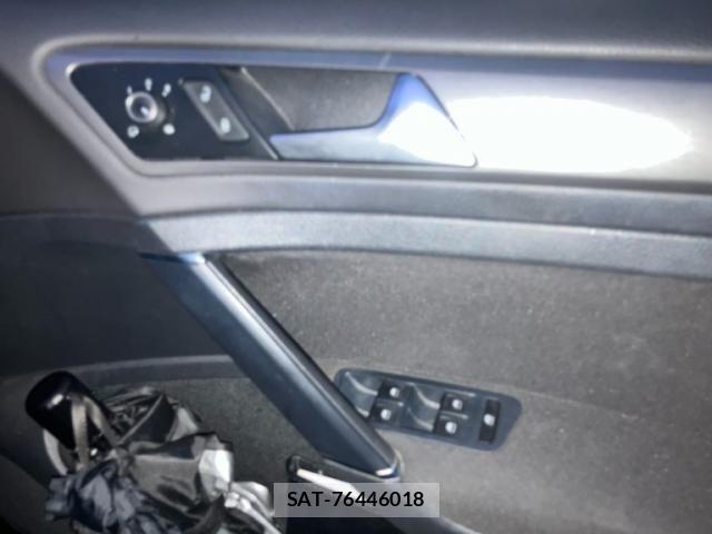 VolksWagen GOLF 2013-12 8211007-10