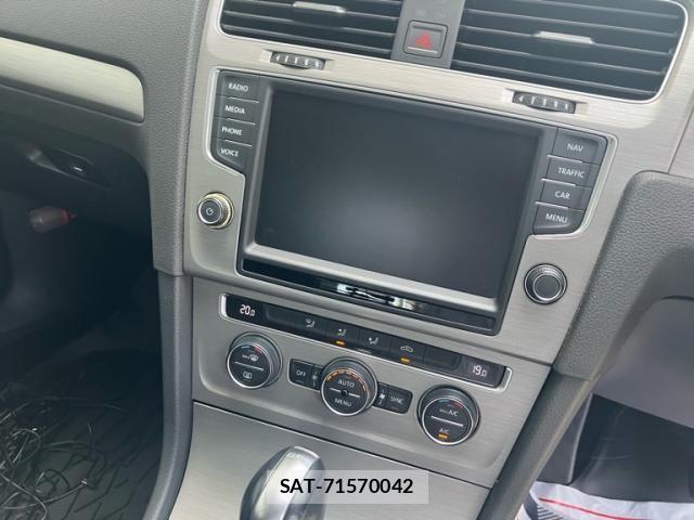 VolksWagen GOLF 2015-02 8232396-12