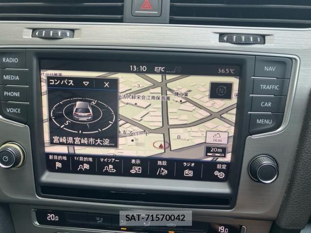 VolksWagen GOLF 2015-02 8232396-21