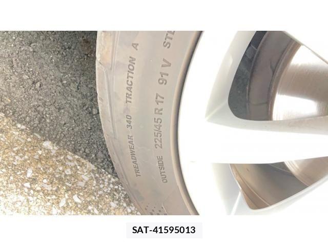 VolksWagen GOLF 2018-05 8232394-23