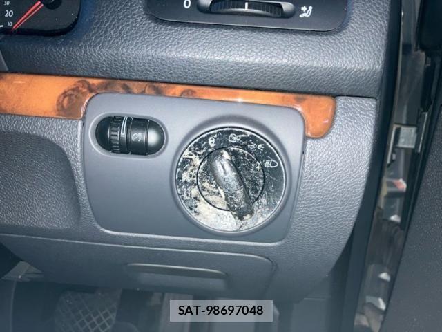 VolksWagen GOLF 2006-10 8247153-10