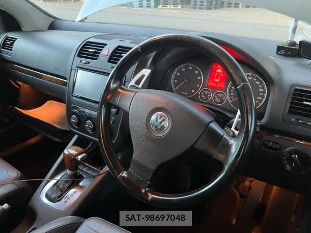VolksWagen GOLF 2006-10 8247153-11