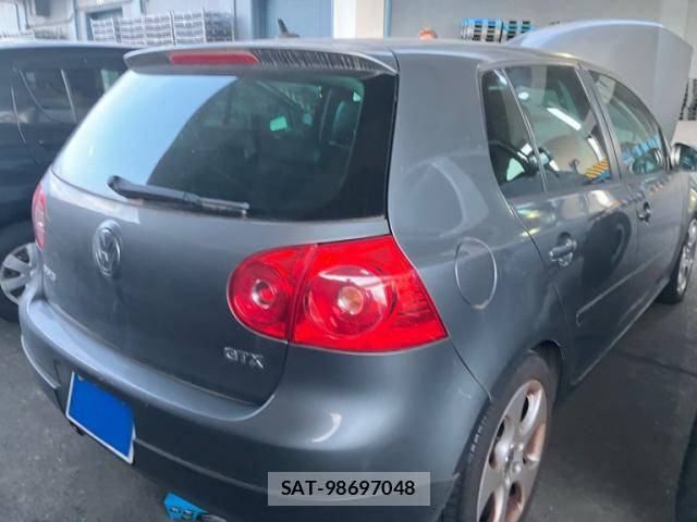 VolksWagen GOLF 2006-10 8247153-4