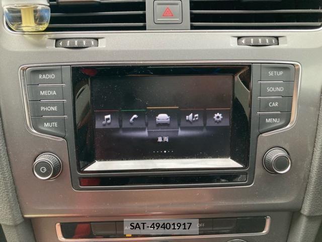VolksWagen GOLF 2014-04 8318065-26