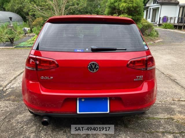 VolksWagen GOLF 2014-04 8318065-4