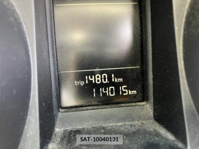 VolksWagen GOLF 2011-08 8318068-14
