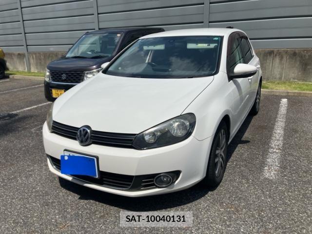 VolksWagen GOLF 2011-08 8318068-3
