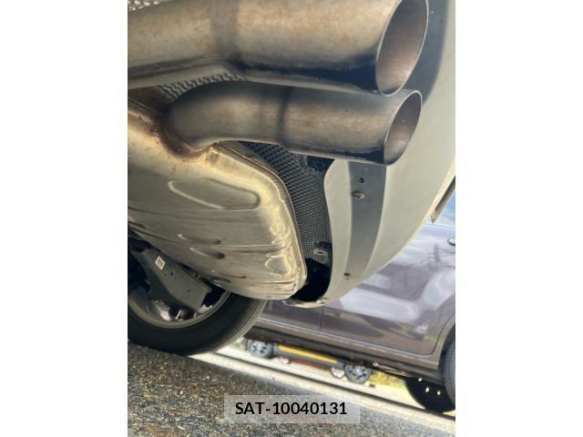 VolksWagen GOLF 2011-08 8318068-8