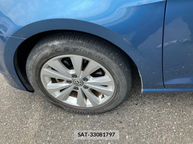 VolksWagen GOLF 2015-04 8318063-7