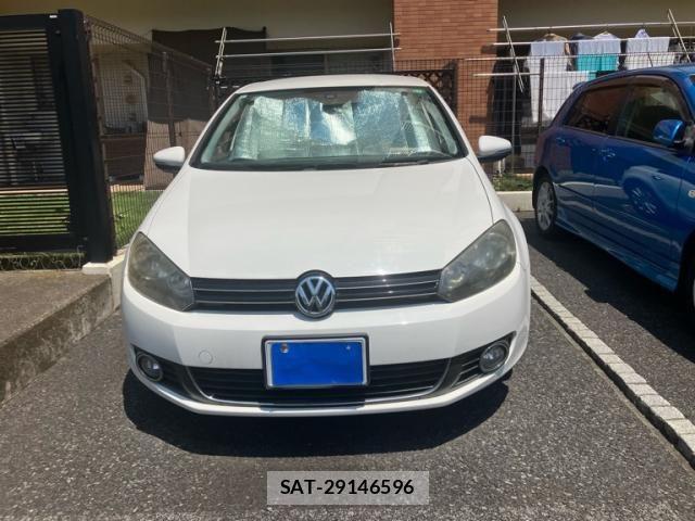 VolksWagen GOLF 2011-09 8318067-3