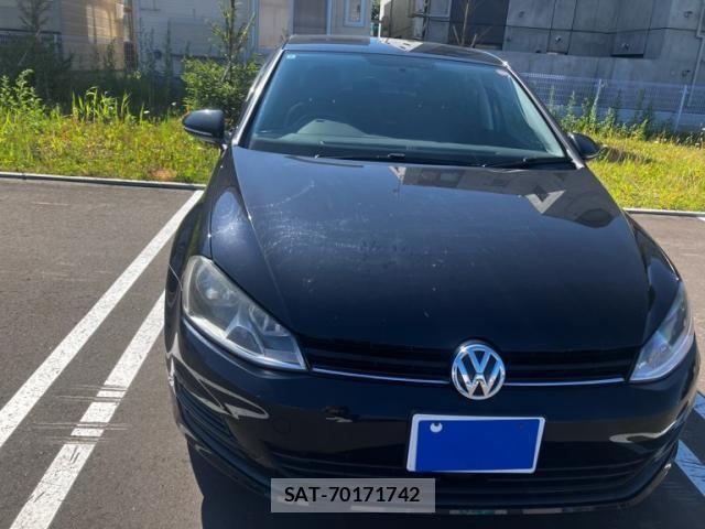 VolksWagen GOLF 2016-03 8338503-1