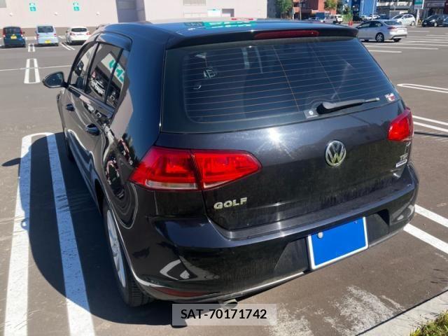 VolksWagen GOLF 2016-03 8338503-2