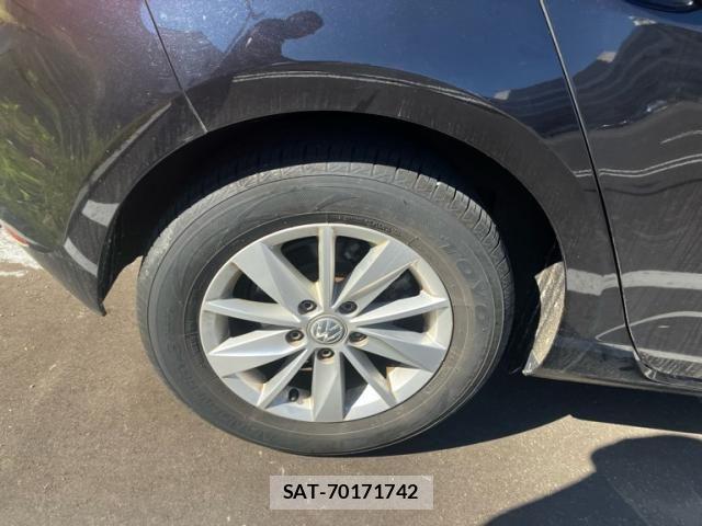 VolksWagen GOLF 2016-03 8338503-6