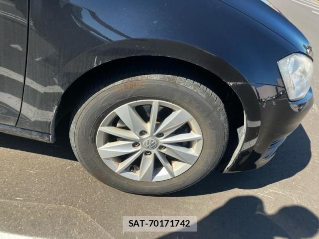 VolksWagen GOLF 2016-03 8338503-7