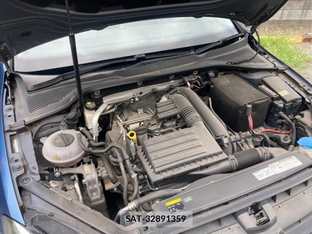 VolksWagen GOLF 2015-01 8338501-24