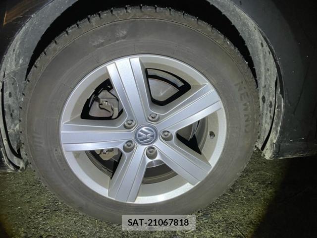 VolksWagen GOLF 2014-12 8355887-24