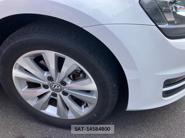 VolksWagen GOLF 2016-07 8372377-2