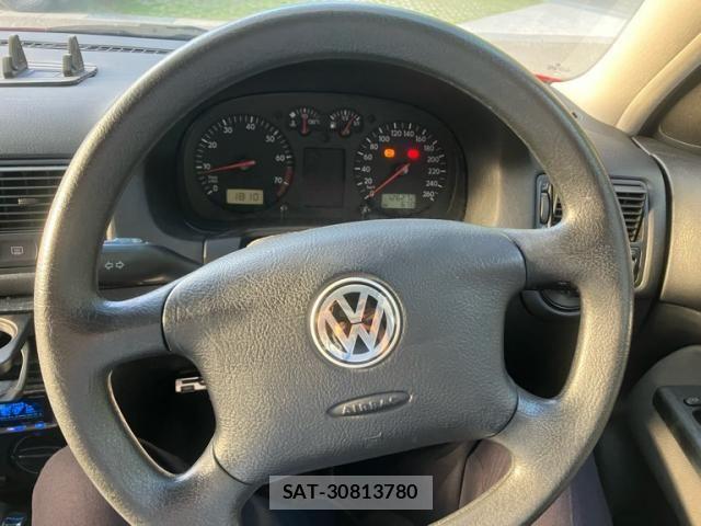 VolksWagen GOLF 1999-12 8372380-17
