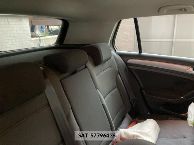 VolksWagen GOLF 2015-03 8372378-14