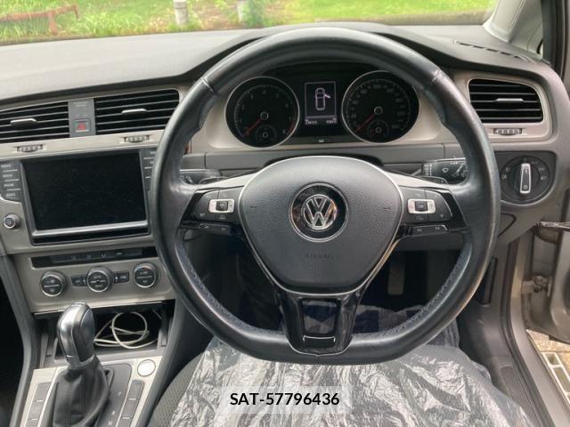 VolksWagen GOLF 2015-03 8372378-15