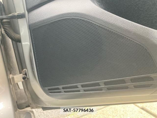 VolksWagen GOLF 2015-03 8372378-19