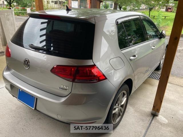 VolksWagen GOLF 2015-03 8372378-5