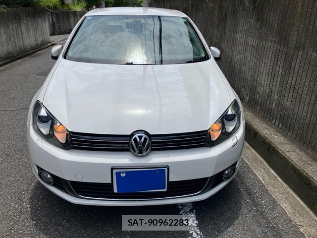 VolksWagen GOLF 2011-09 8372379-1