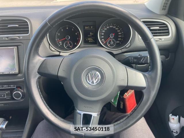 VolksWagen GOLF 2010-06 8415825-13
