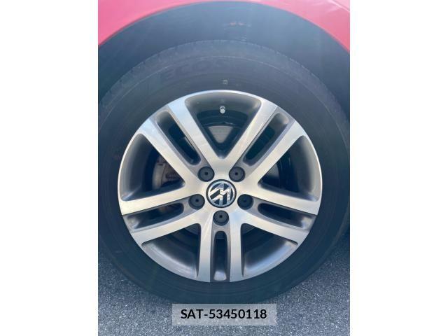 VolksWagen GOLF 2010-06 8415825-7