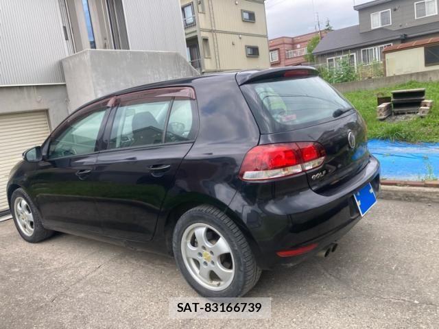 VolksWagen GOLF 2011-10 8415829-5