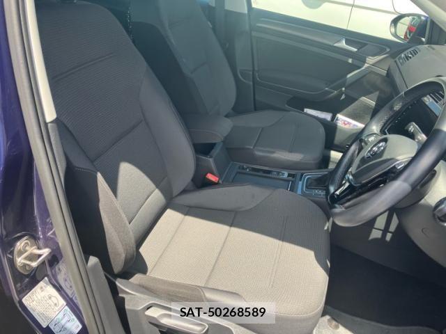 VolksWagen GOLF 2019-03 8415822-10