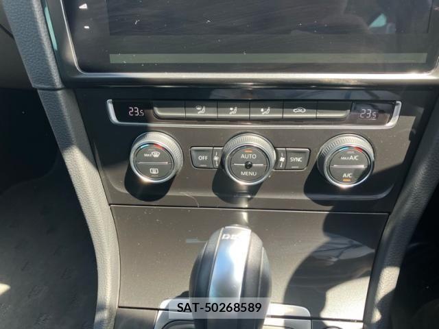 VolksWagen GOLF 2019-03 8415822-16