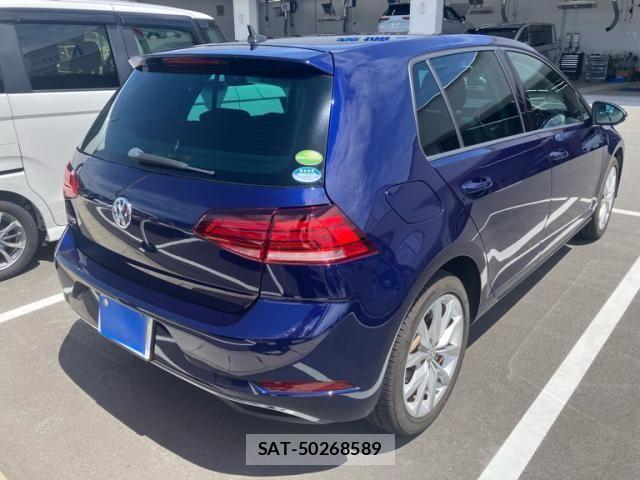 VolksWagen GOLF 2019-03 8415822-3