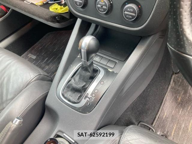VolksWagen GOLF 2006-07 8415826-20