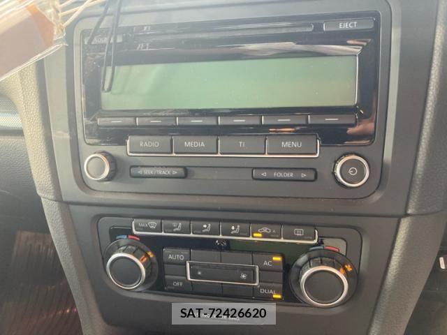 VolksWagen GOLF 2009-12 8415828-12