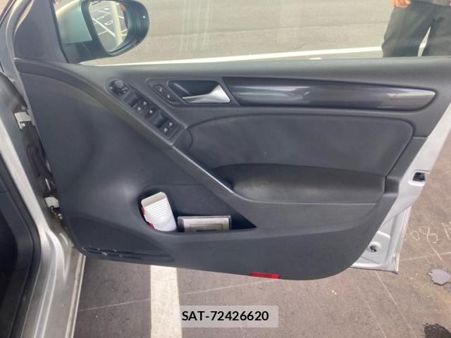 VolksWagen GOLF 2009-12 8415828-8
