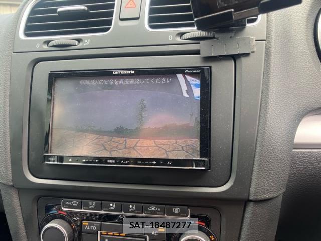 VolksWagen GOLF 2011-09 8415831-20