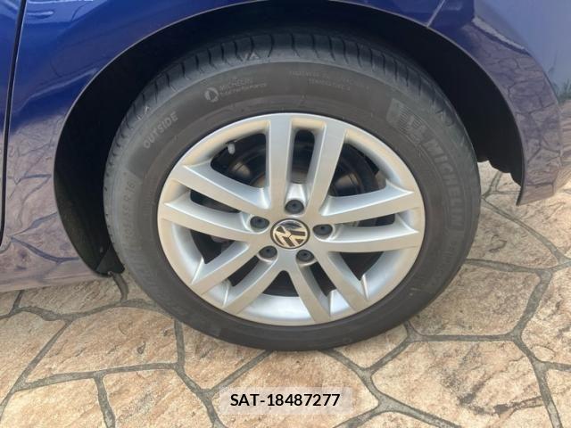 VolksWagen GOLF 2011-09 8415831-5