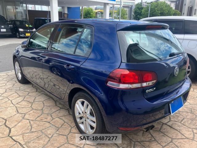 VolksWagen GOLF 2011-09 8415831-7